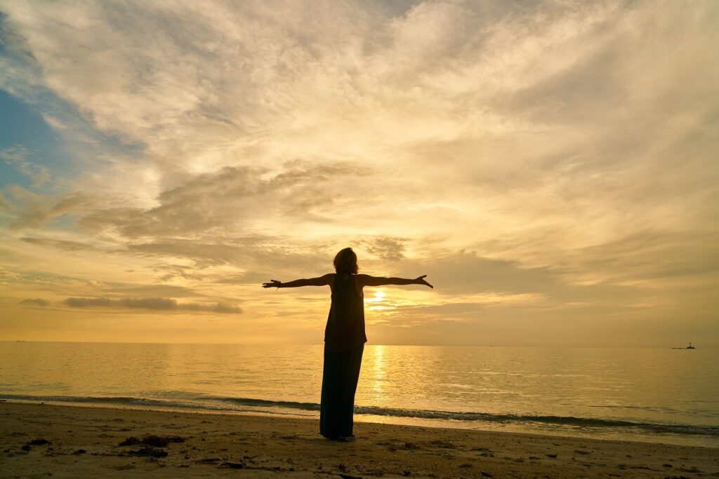 sunset, woman, model-3726025.jpg